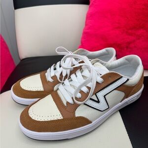 Vans Lowland Comfycush sneakers in Rust M 8.5 W 10